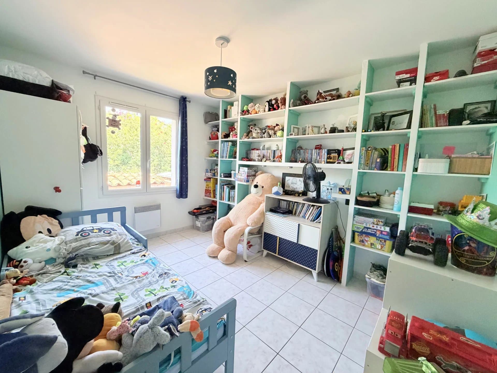Photo 10