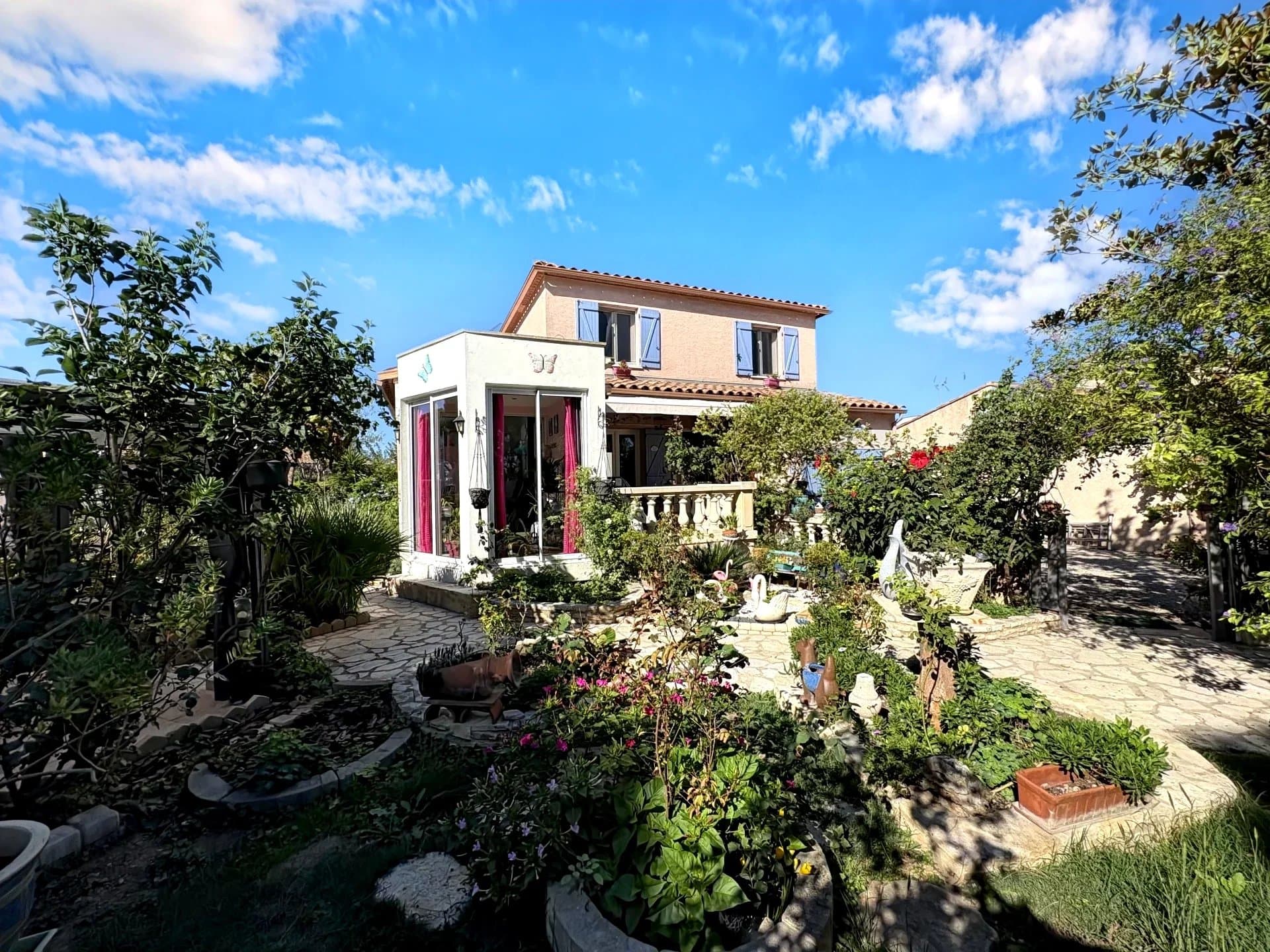 MAISON 5 pièces 110m²