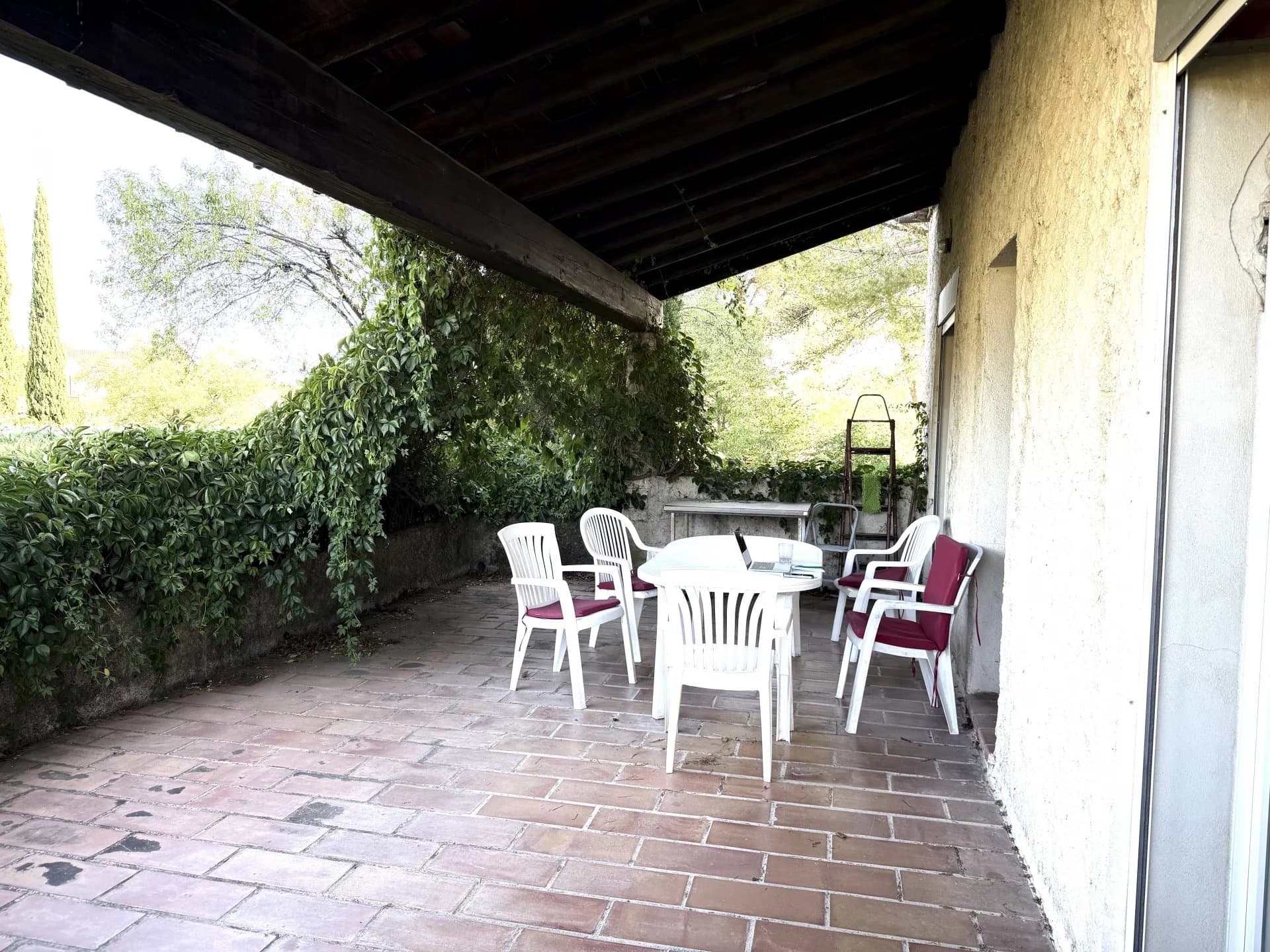 Photo 5
