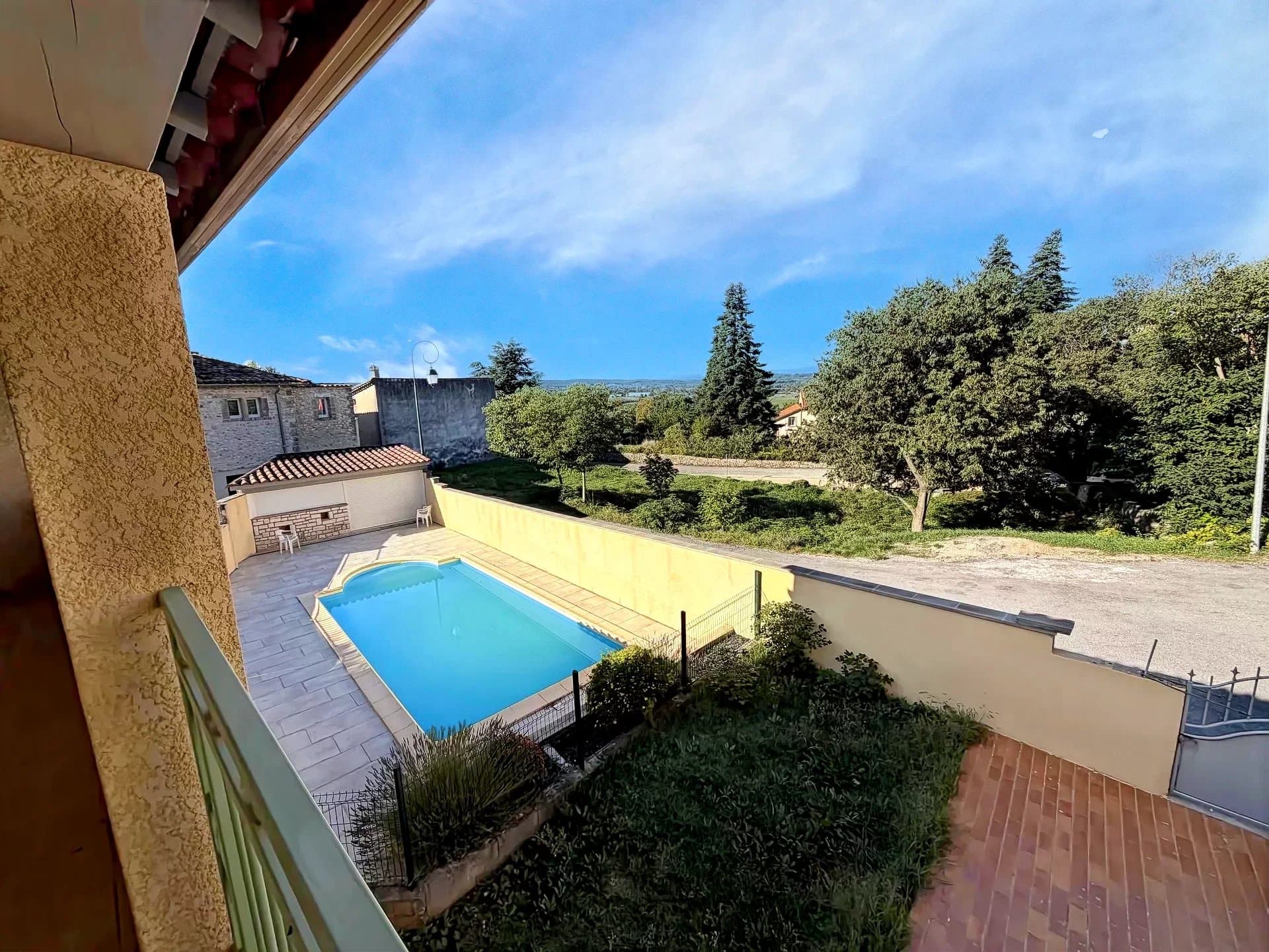 Maison 7 pièces 178m²