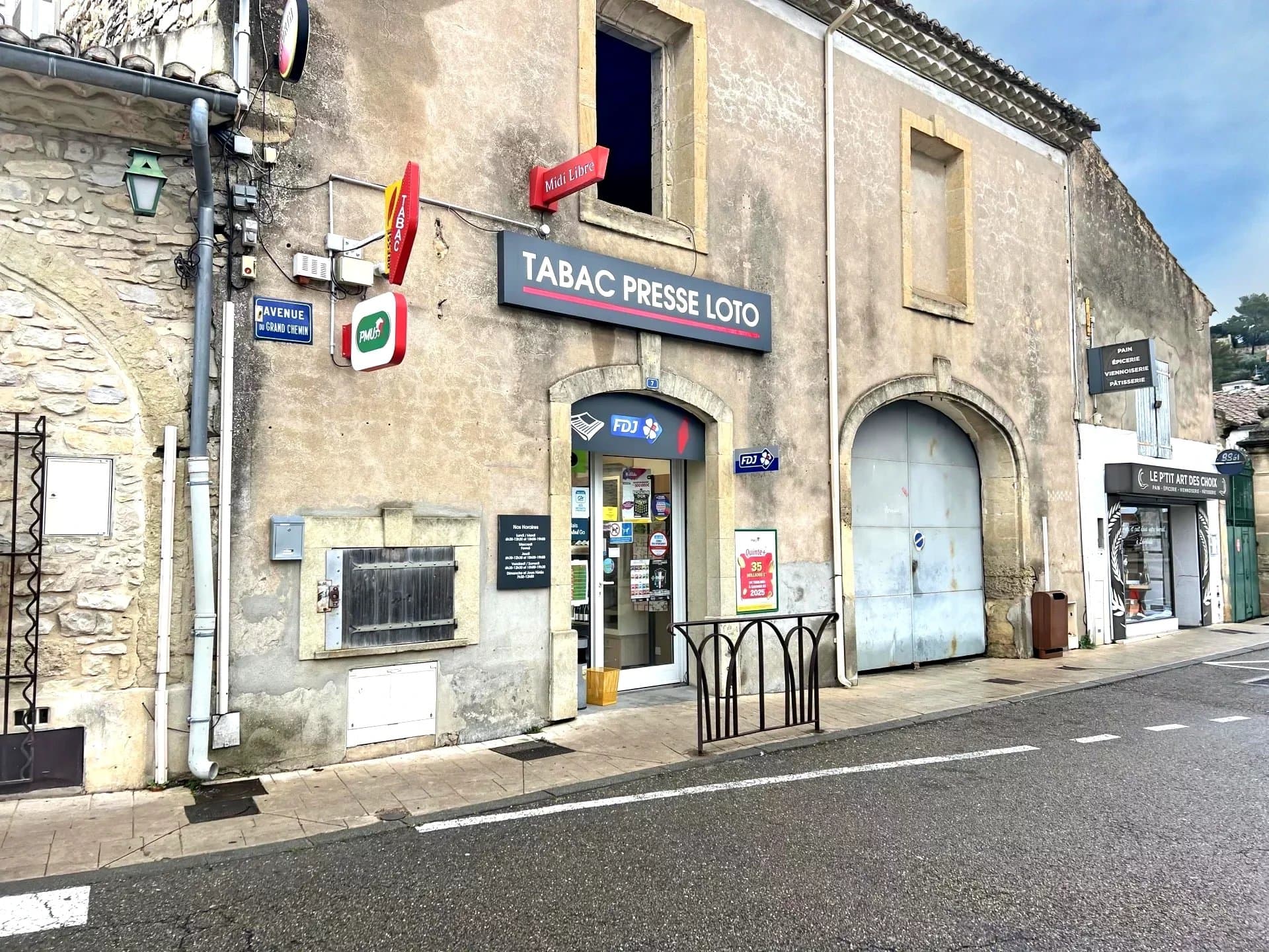 Tabac Presse Loto 37m²