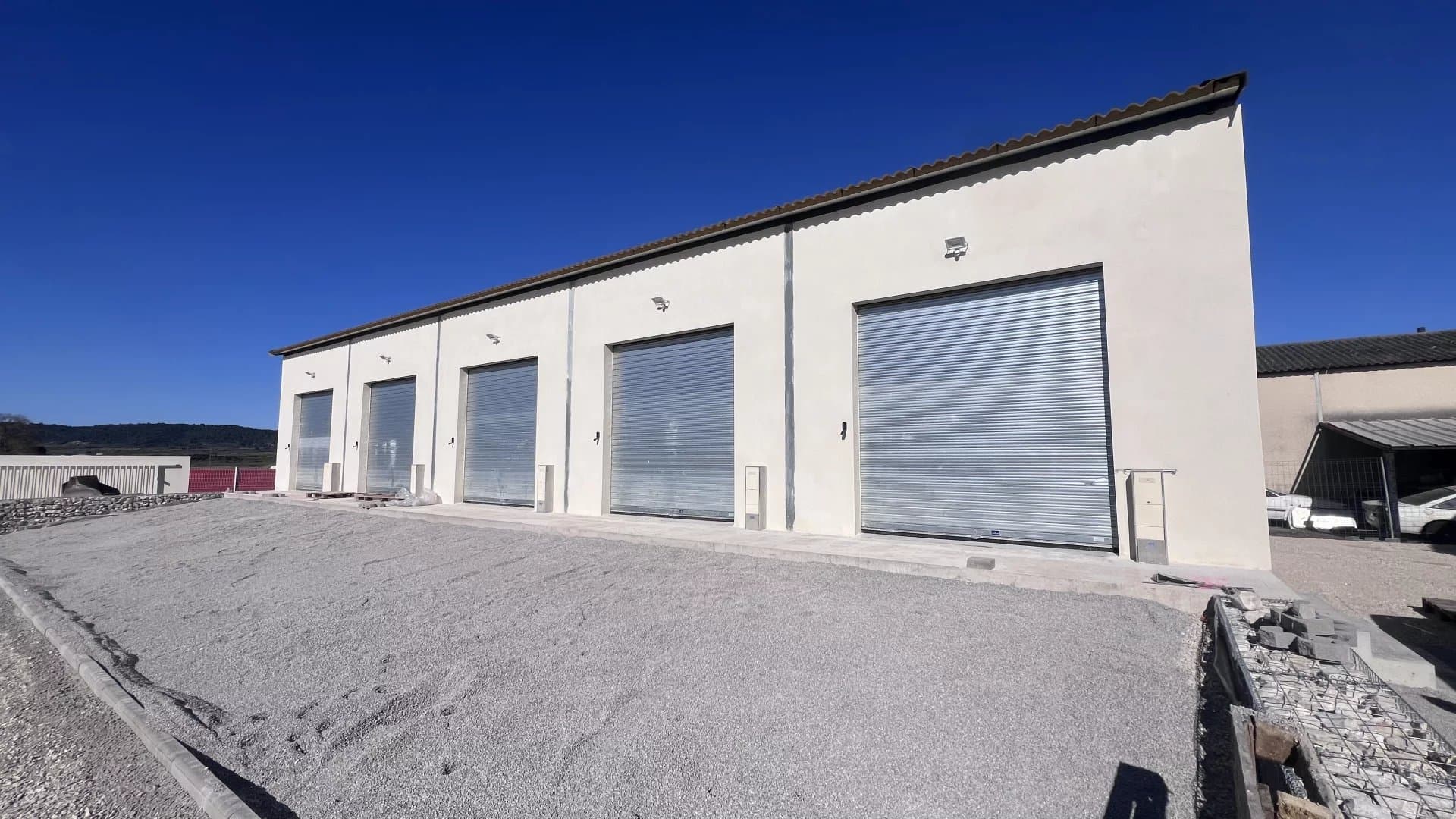 LOCAL COMMERCIAL A LOUER