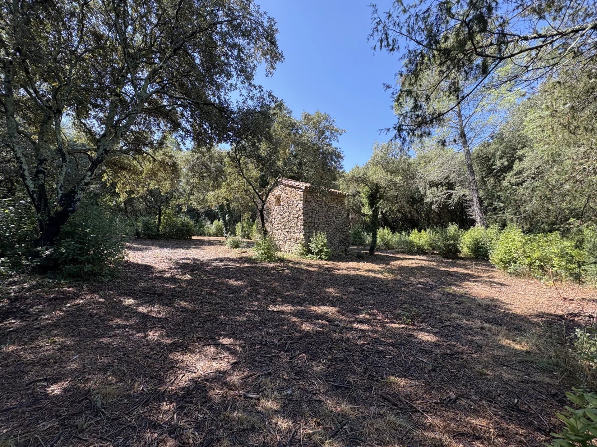 Terrain de 2 695 m² - 30700 BLAUZAC