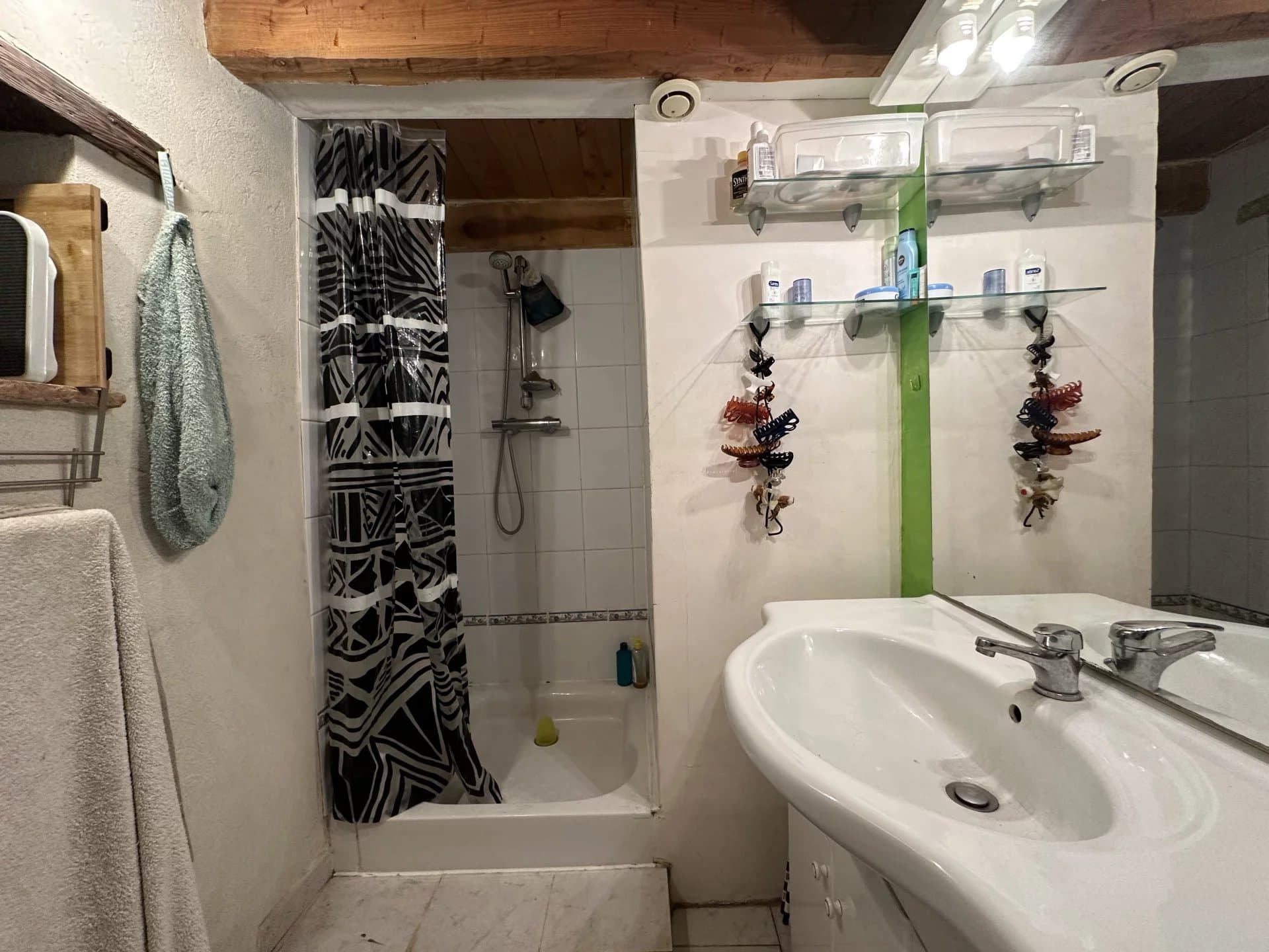Photo 9