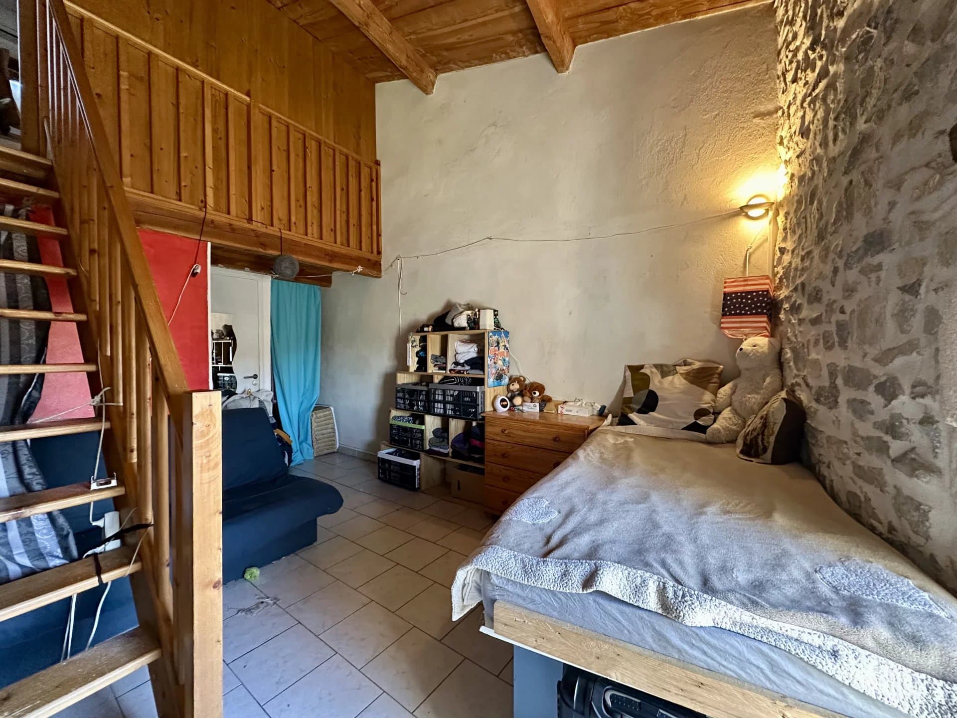 Photo 8