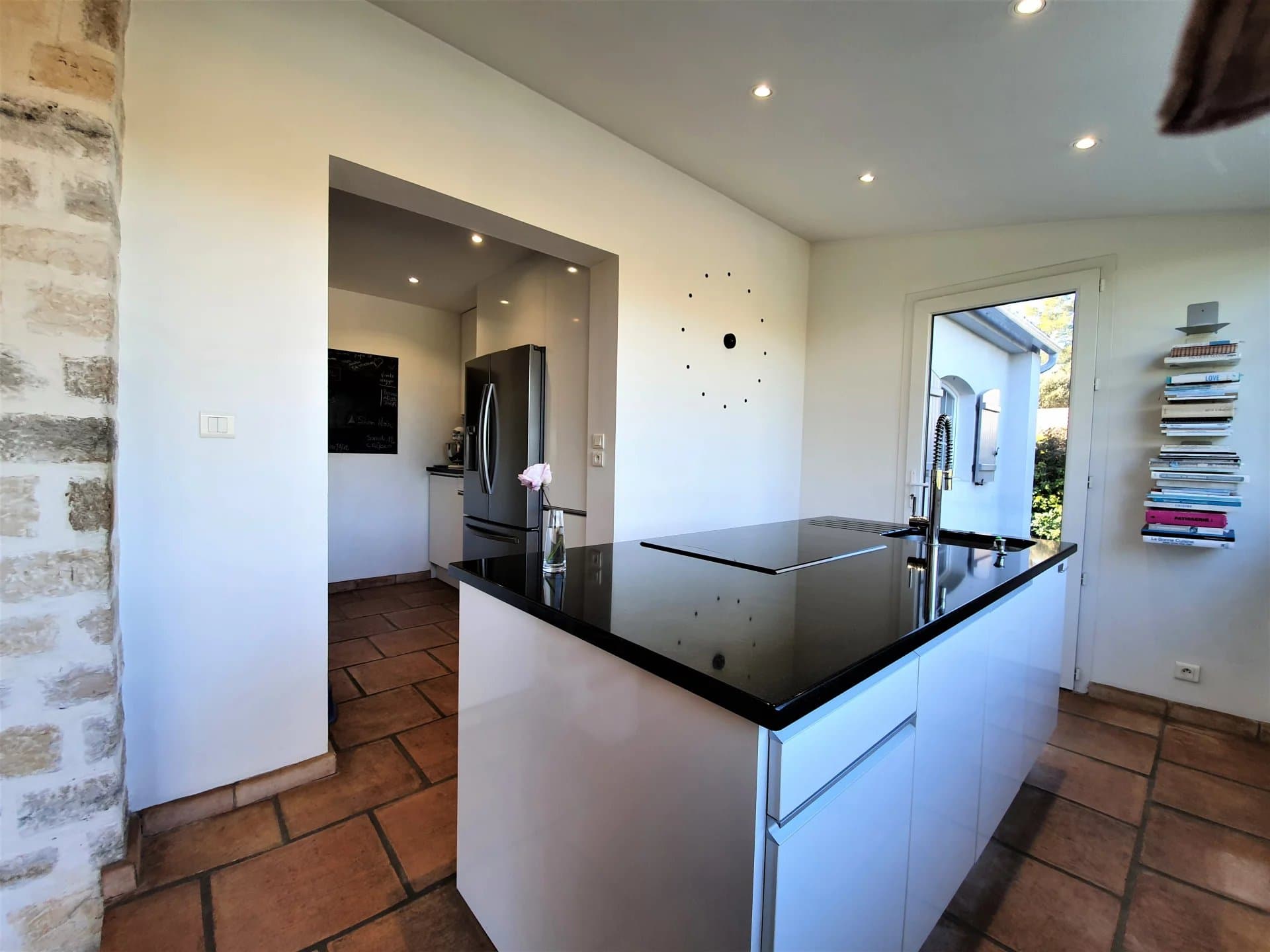 Photo 12